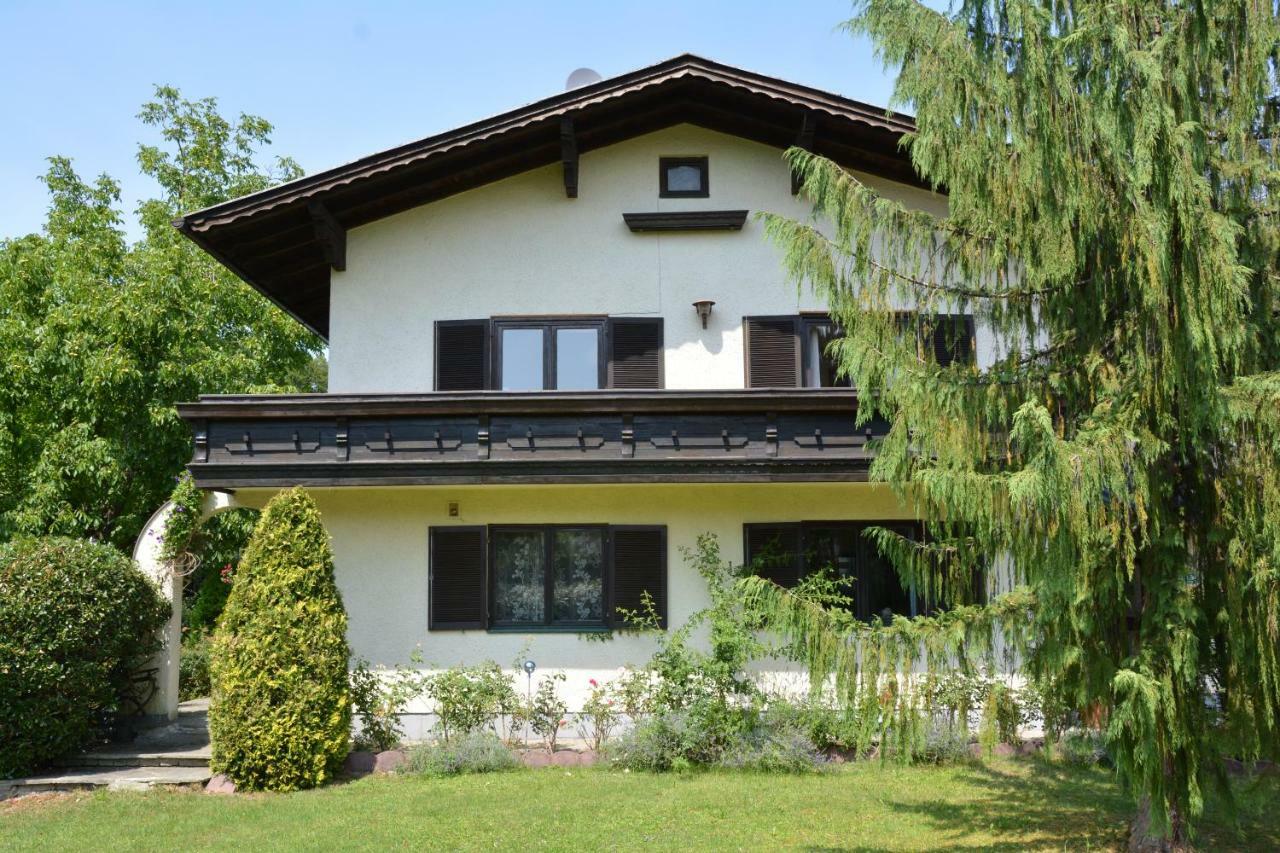 Haus Mit Garten Eugendorf Eksteriør bilde